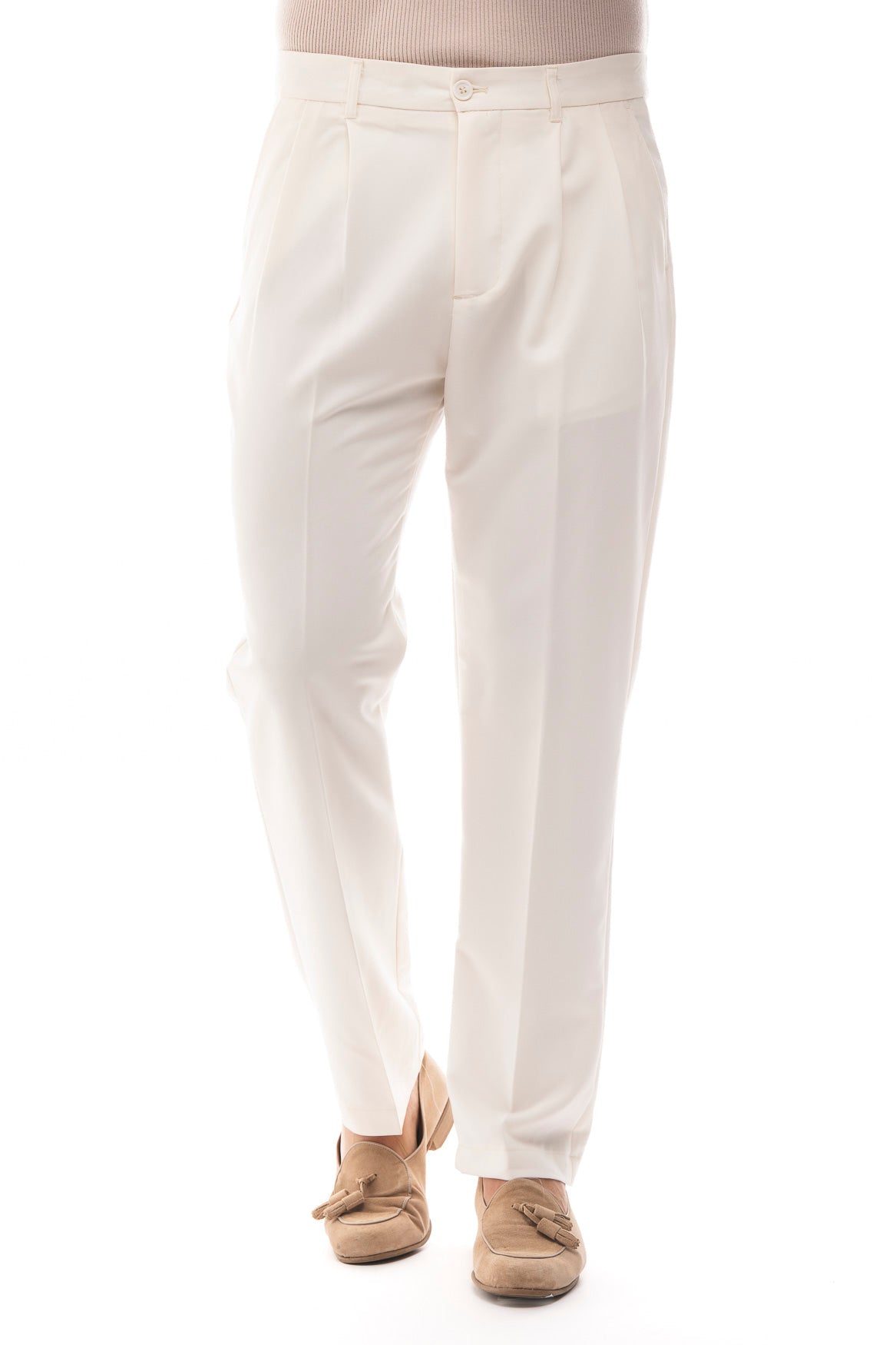 PANTALÓN CHINO PINZAS